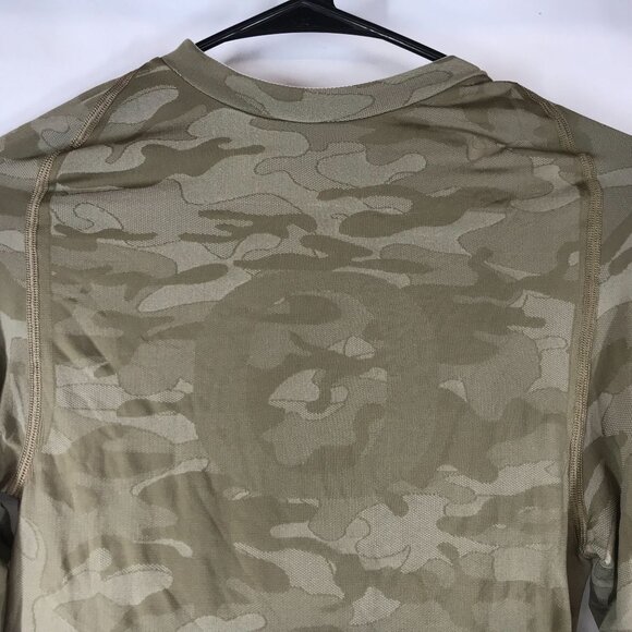 NIKE PRO - BOYS LARGE- GREEN CAMO OREGON DUCKS COMPRESSION SHIRT - 217677 - Picture 2 of 8